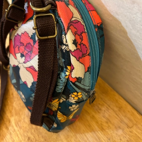 Sakroots Mini Crossbody Floral Backpack - Picture 13 of 14